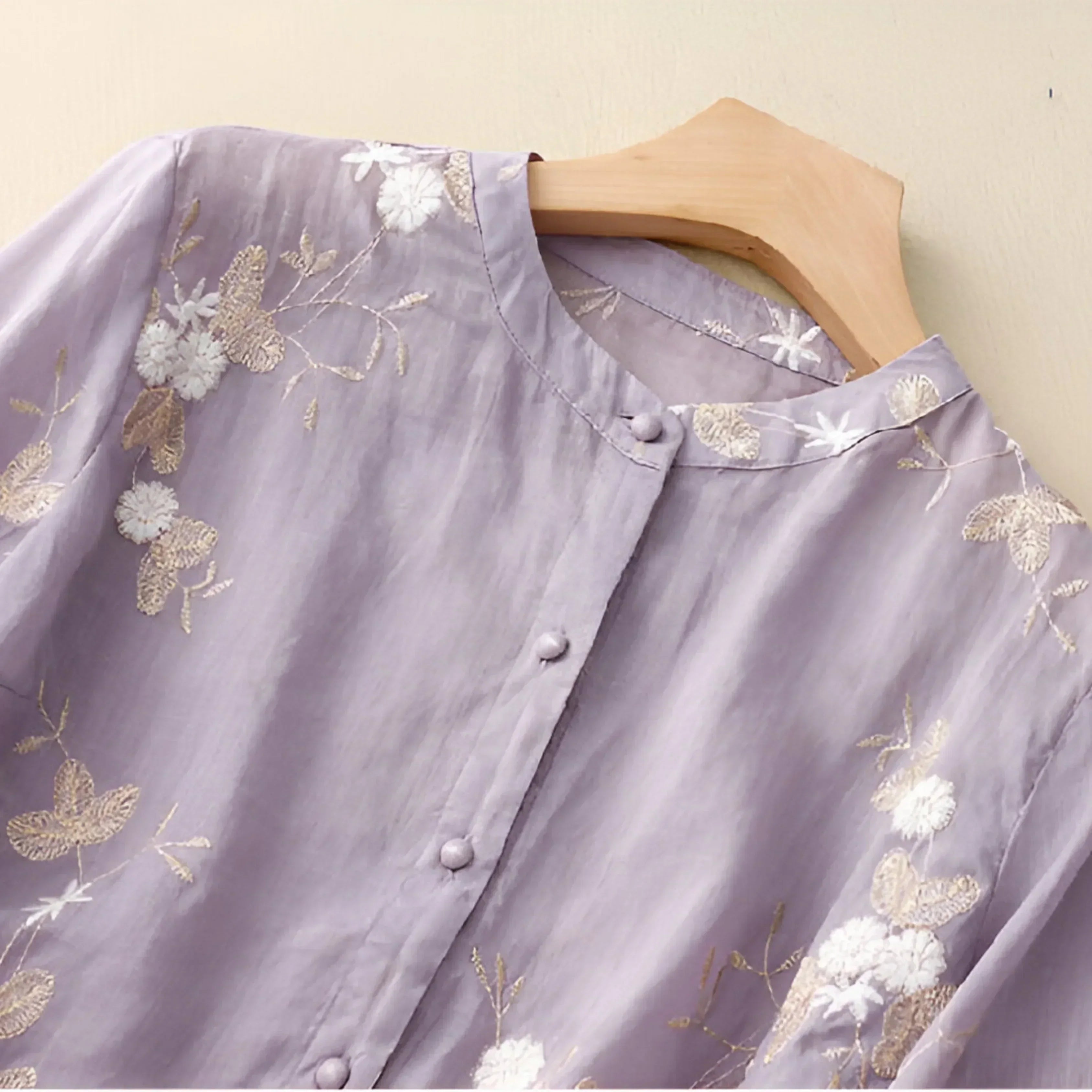 Emily | top en coton avec fleurs brodées