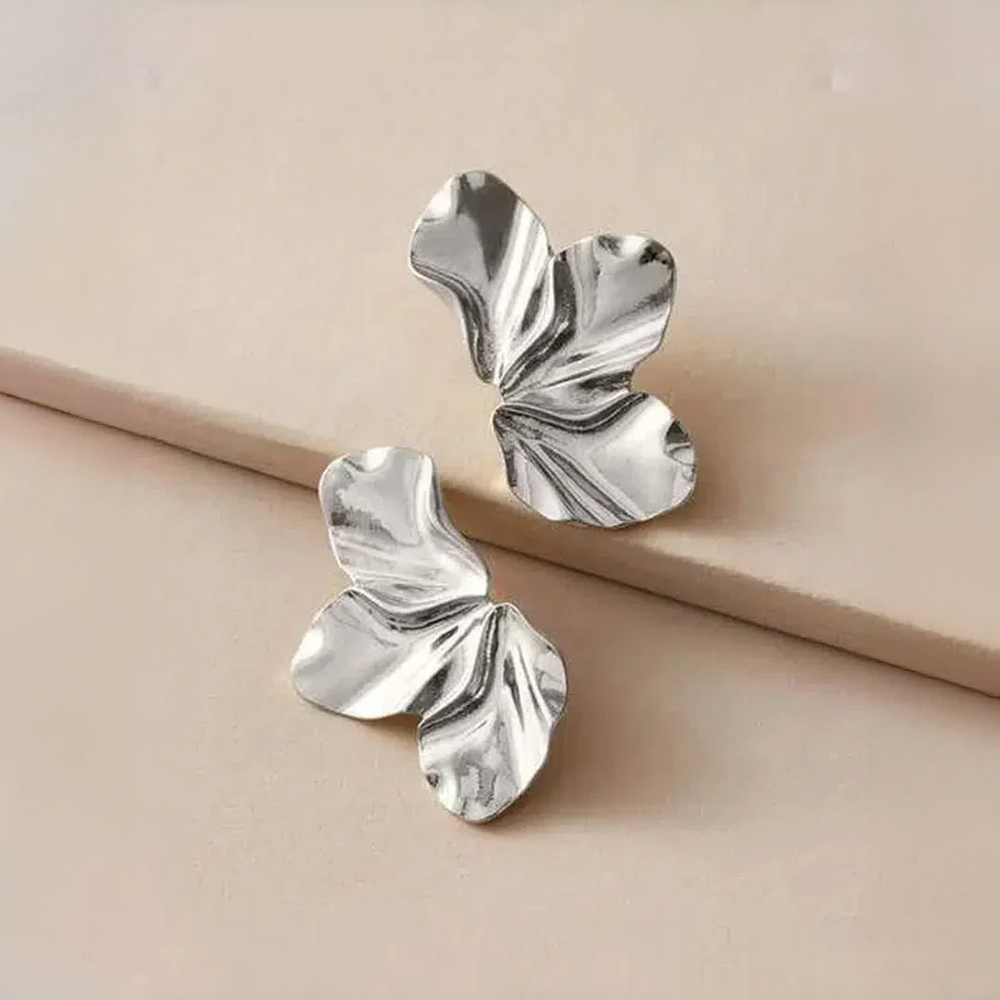 Roséline | Boucles d’oreilles florales au charme romantique