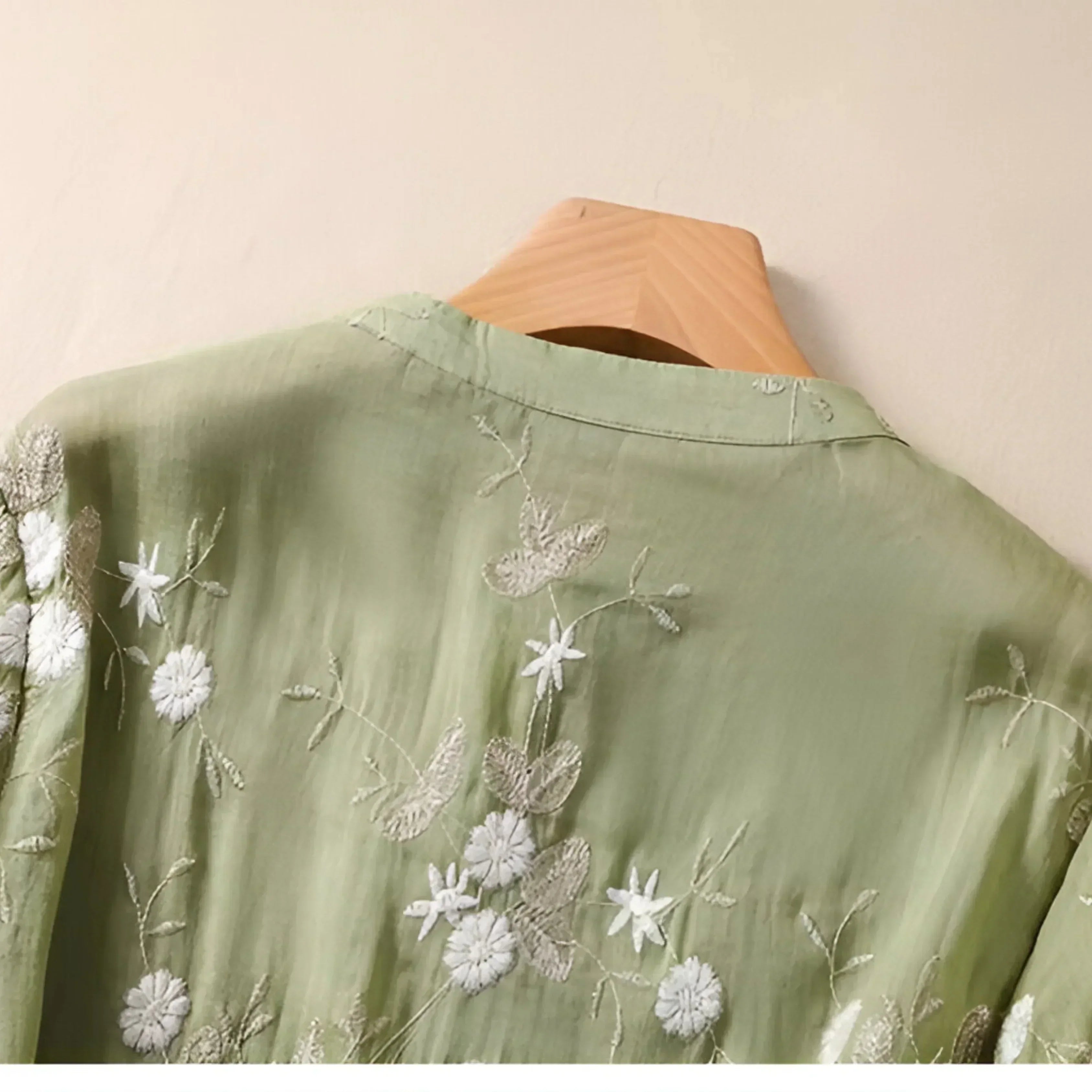 Emily | top en coton avec fleurs brodées