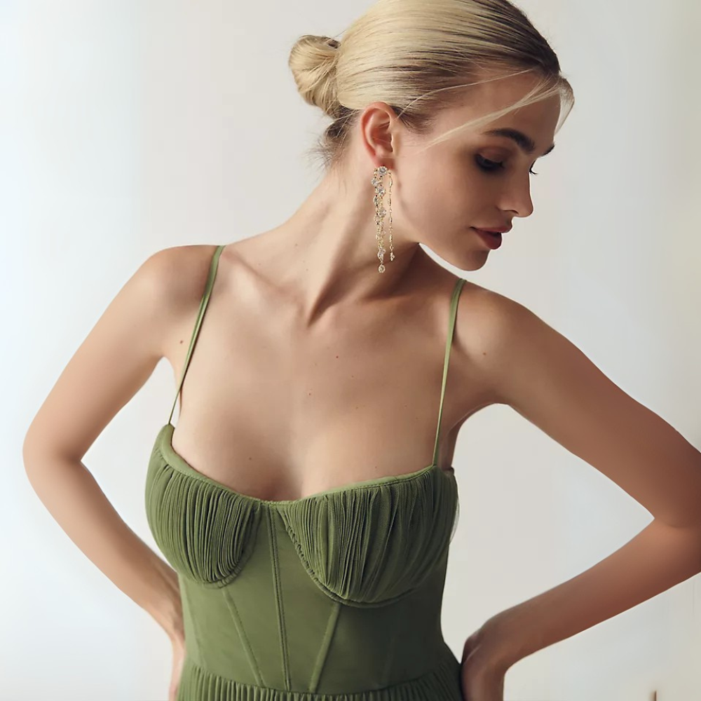 Isabella | Elegant Pleats