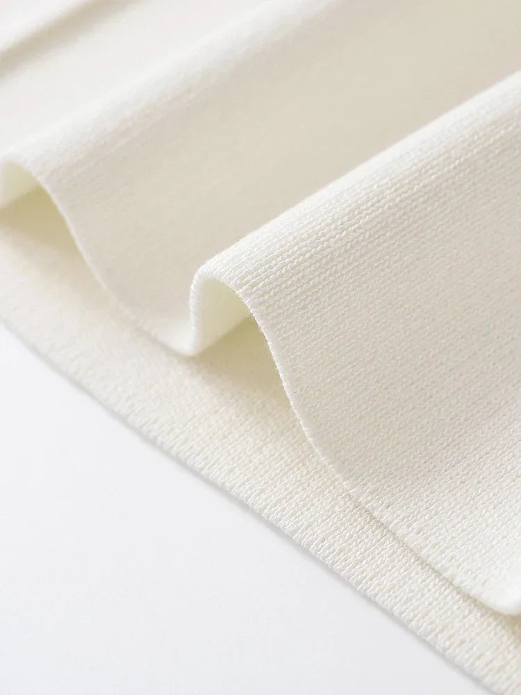 Francette | Chic Minimalist Button-Up Blouse