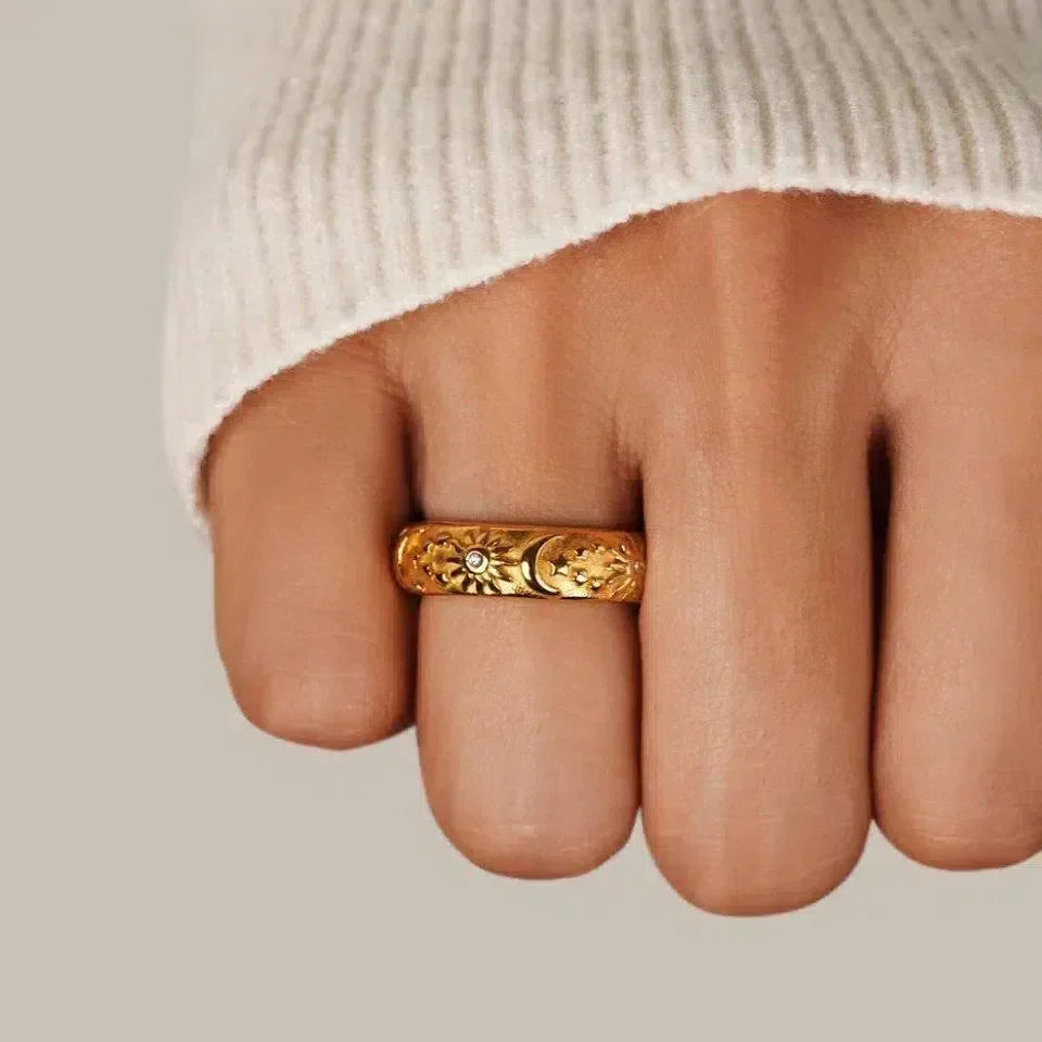 Stelléa | Design céleste doré