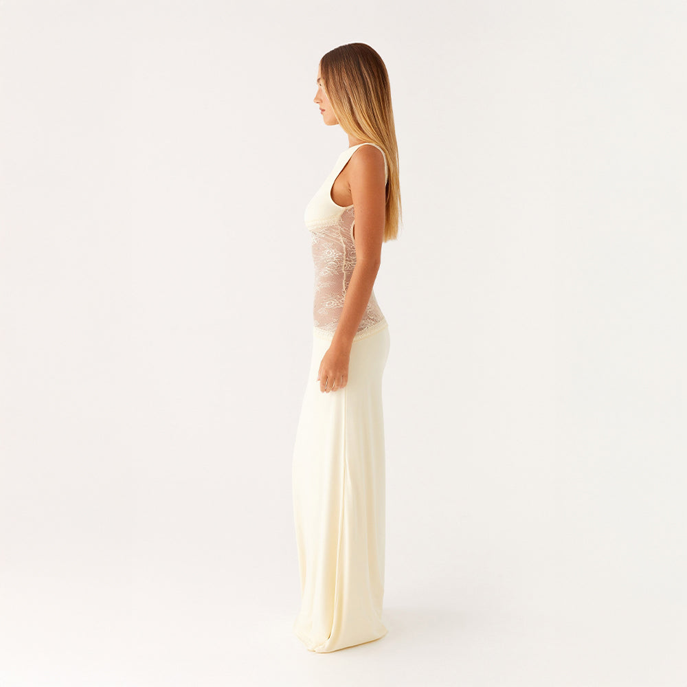 Selena | Élégance Sculpturale