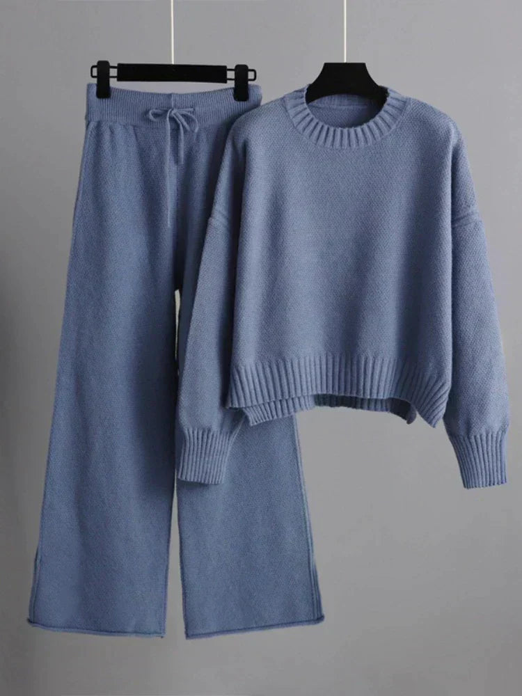 BNOIR | Elegant Knit Duo