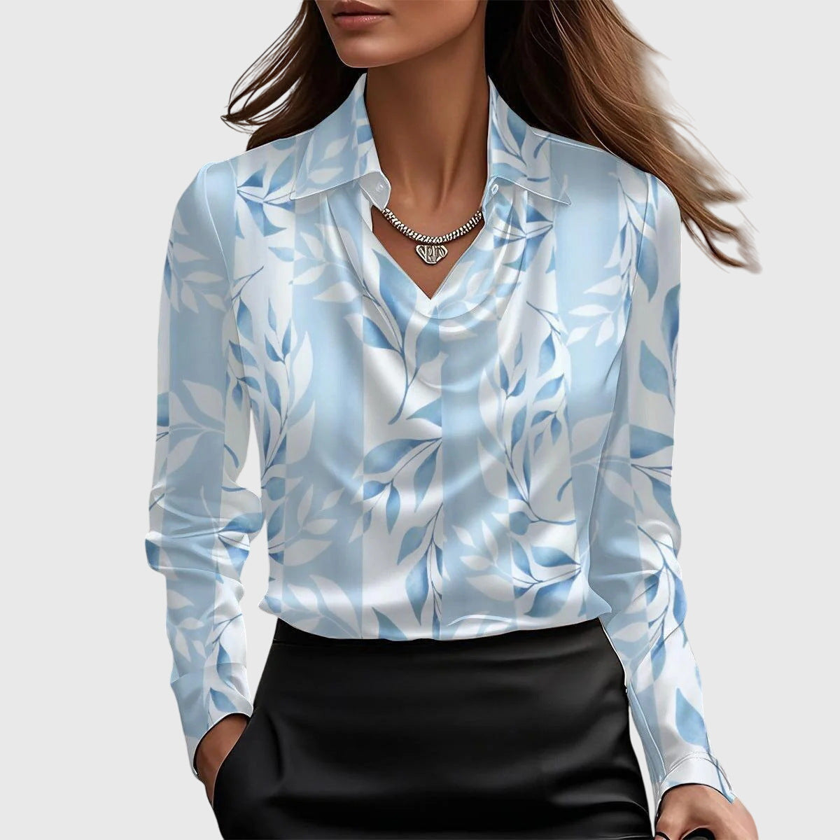 Liana | Blouse col V satinée