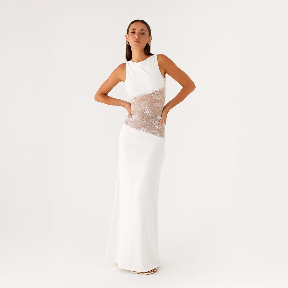 Selena | Élégance Sculpturale