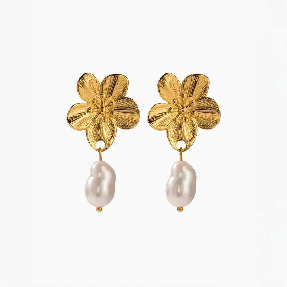 Haléa | Boucles d’oreilles fleur et perles au charme délicat