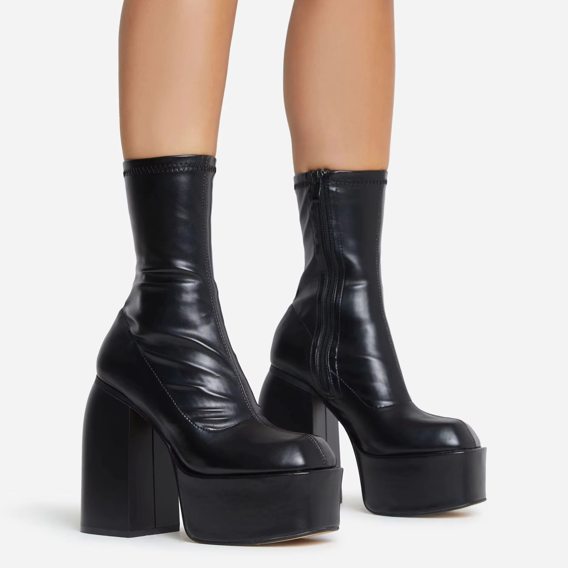 BNOIR | Talons aiguilles