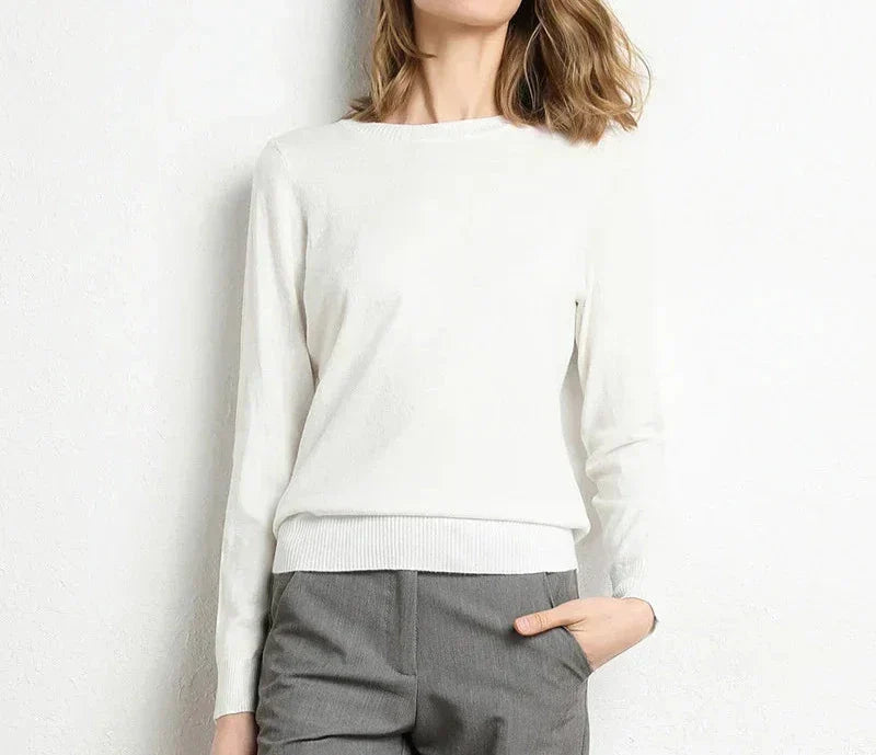 BNOIR | Pull confort en laine essentiel