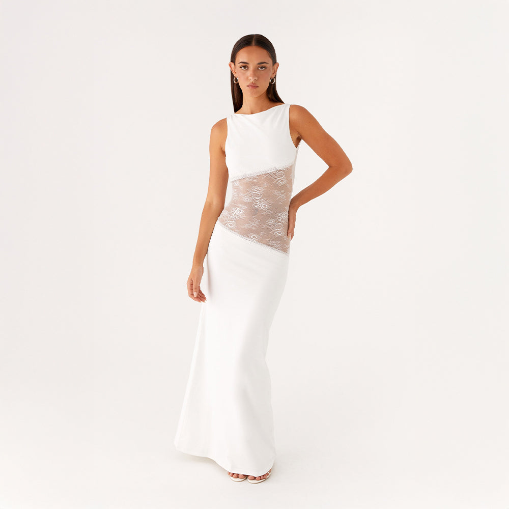 Selena | Élégance Sculpturale