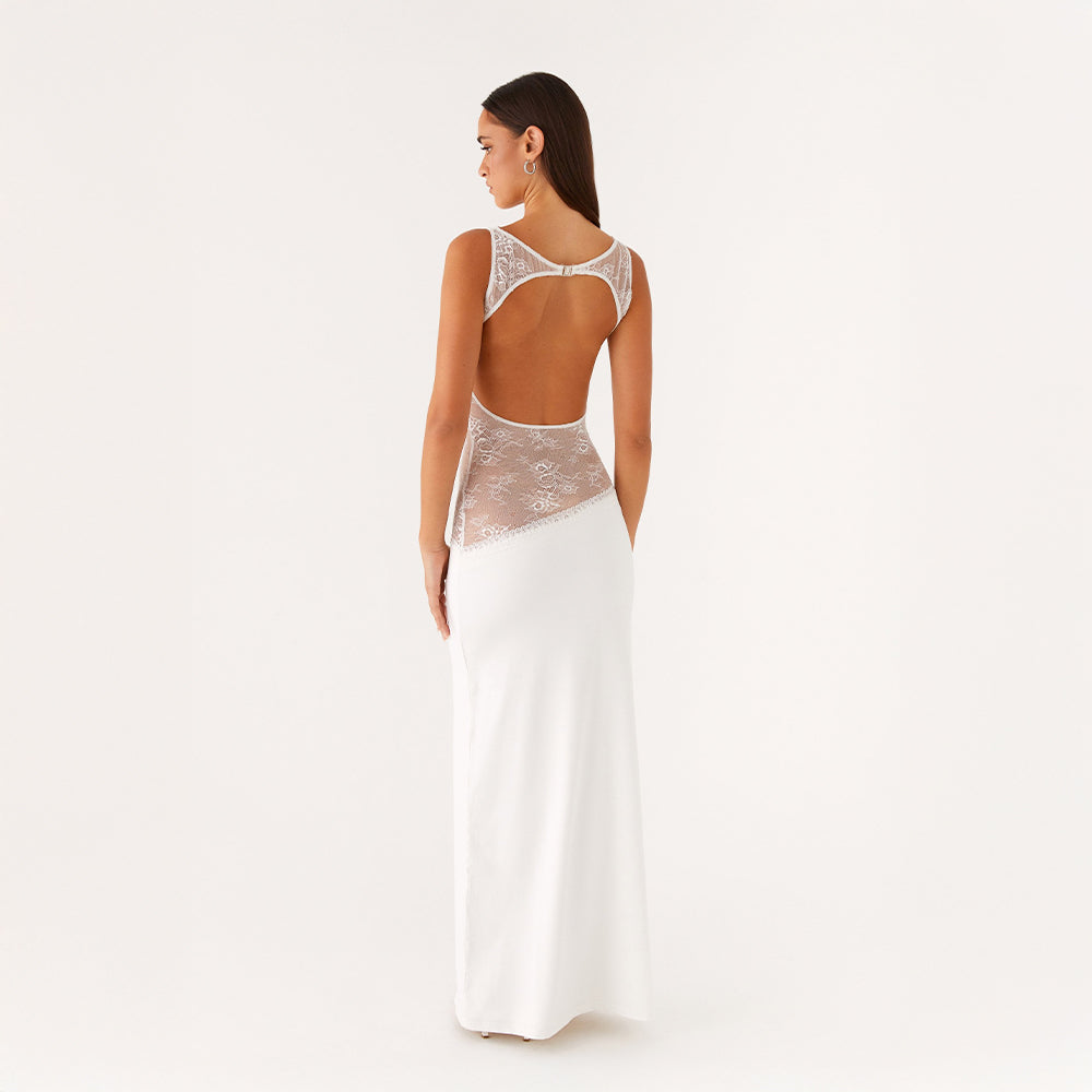 Selena | Élégance Sculpturale